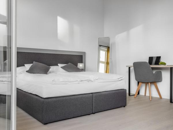 Aparthotel Platinum : photo 8 de la chambre appartement 1 chambre avec balcon