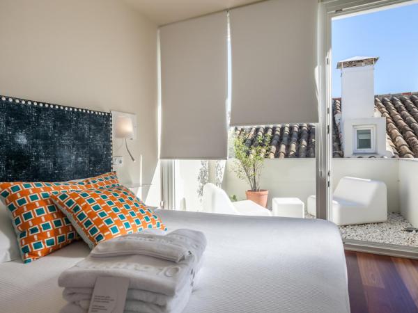 Hotel Viento10 : photo 1 de la chambre chambre double avec terrasse