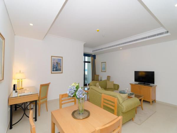 Roda Beach Resort : photo 2 de la chambre beach view superior room