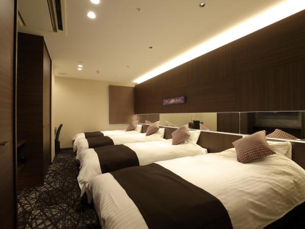 Osaka Teikoku Hotel : photo 3 de la chambre chambre quadruple - non-fumeurs