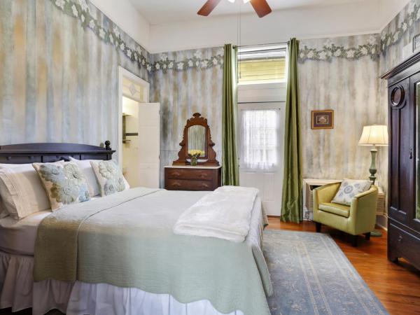 Auld Sweet Olive Bed and Breakfast : photo 7 de la chambre chambre supérieure lit queen-size
