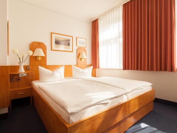 Hotel Kastanienhof : photo 3 de la chambre chambre double standard