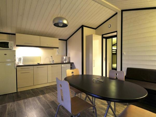 Domaine Saint Estève : photo 2 de la chambre chalet du causse