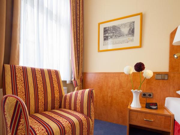 Hotel Kastanienhof : photo 3 de la chambre chambre double confort