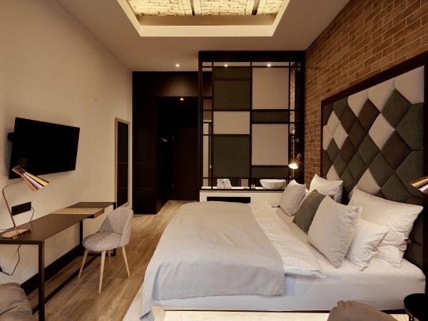 The Loft Budapest : photo 2 de la chambre suite loft avec vue sur la ville