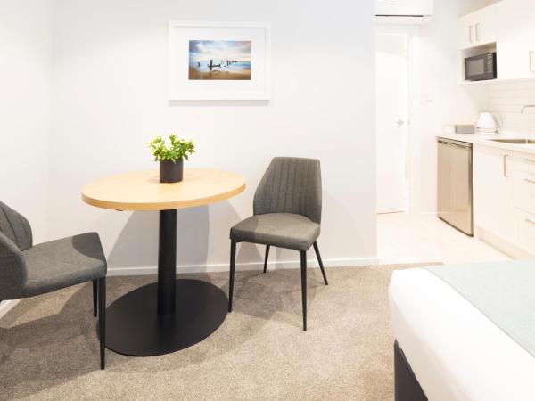 Beechwood Boutique Accommodation : photo 4 de la chambre studio lit king-size