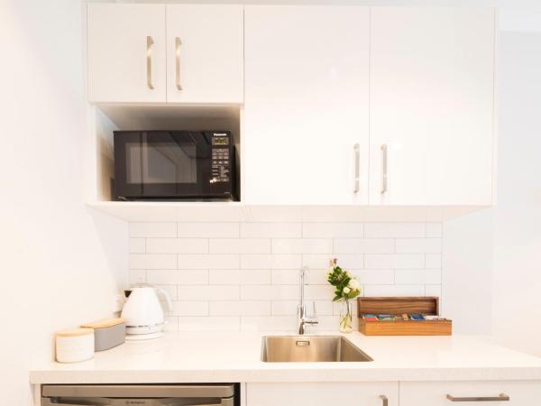 Beechwood Boutique Accommodation : photo 3 de la chambre studio lit king-size