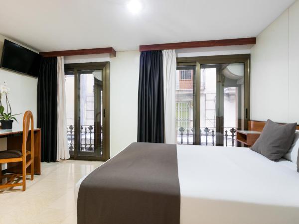 Hotel Condal : photo 3 de la chambre chambre double