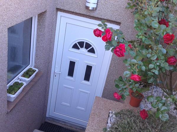 Guest House Sonja : photo 2 de la chambre suite lit queen-size deluxe