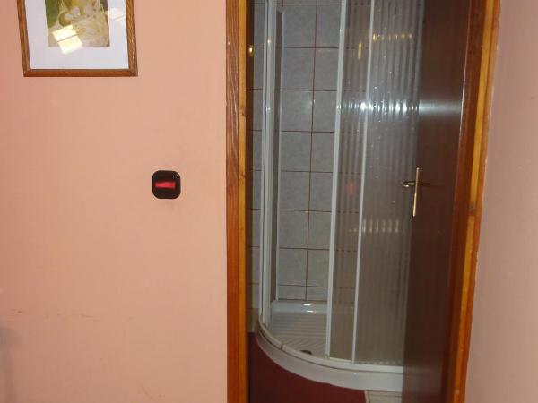 Rooms Marko Polo : photo 8 de la chambre chambre lits jumeaux