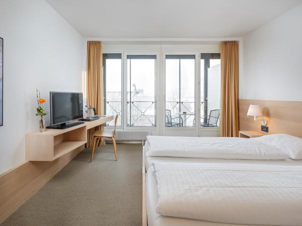 Newstar Hotel (Free Parking) : photo 1 de la chambre chambre double