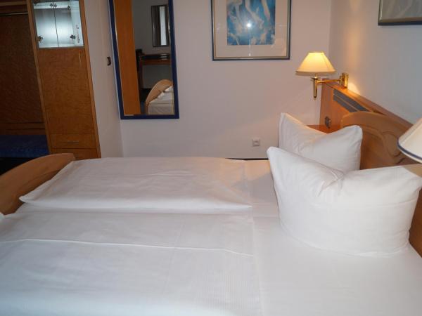 Hotel Rahlstedter Hof : photo 2 de la chambre chambre double