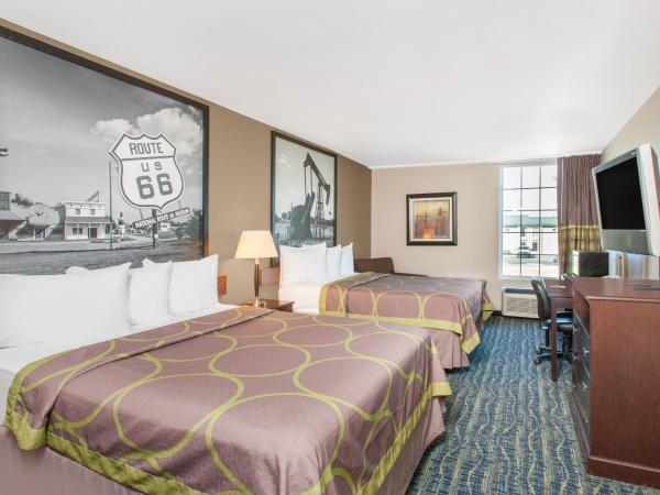 Super 8 by Wyndham Oklahoma City : photo 3 de la chambre chambre 2 lits queen-size - non-fumeurs