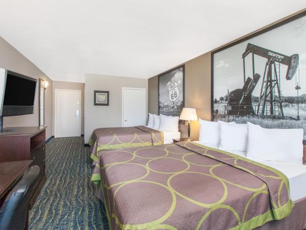 Super 8 by Wyndham Oklahoma City : photo 2 de la chambre chambre 2 lits queen-size - non-fumeurs
