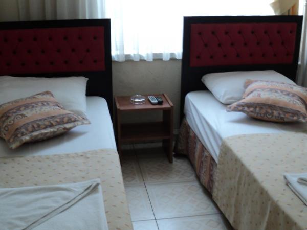 Yavuz Hotel : photo 2 de la chambre chambre lits jumeaux Économique