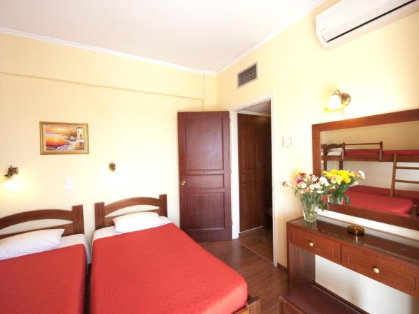 Sunset Hotel : photo 2 de la chambre chambre familiale