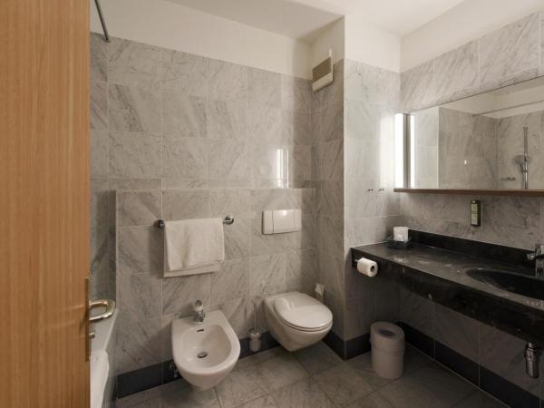 Hôtel des Vignes : photo 4 de la chambre chambre double deluxe