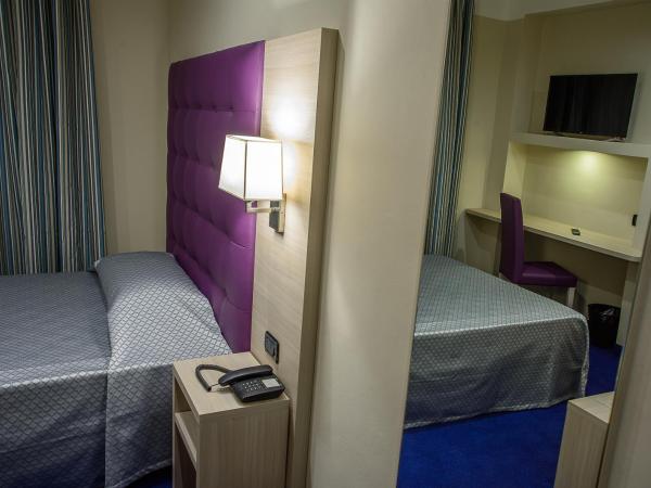 Hotel Torino Porta Susa : photo 6 de la chambre chambre simple