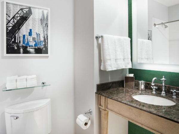 Staypineapple, An Iconic Hotel, The Loop : photo 4 de la chambre chambre lit king-size deluxe