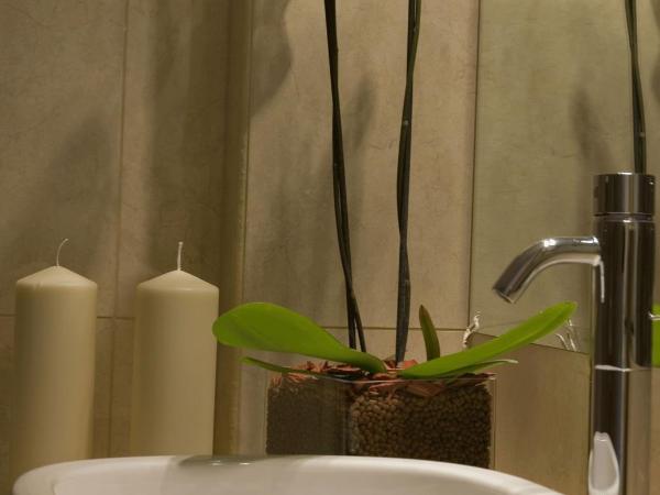 Golden Sun Hotel : photo 4 de la chambre chambre double ou lits jumeaux