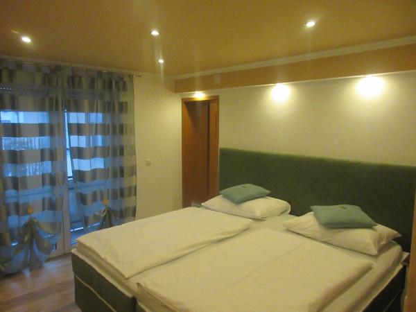 Pension Wachau : photo 2 de la chambre chambre double avec balcon