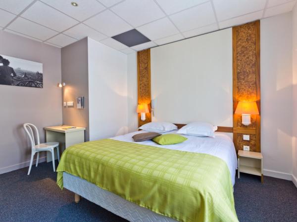 Logis Hôtel Restaurant Bellevue Annecy : photo 7 de la chambre chambre double