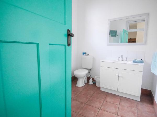 YHA Hobart Central : photo 5 de la chambre chambre double avec salle de bains privative