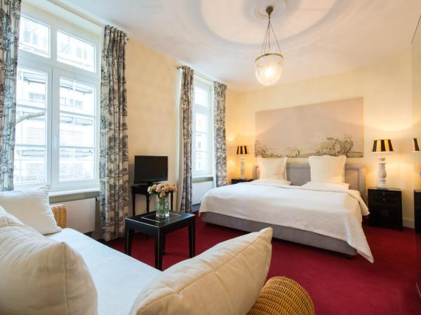 DIRAZI Guesthouse & Apartments GmbH : photo 8 de la chambre appartement avec kitchenette