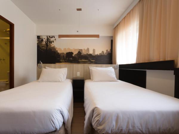 Mercure Sao Paulo Bela Vista : photo 6 de la chambre chambre lits jumeaux supérieure