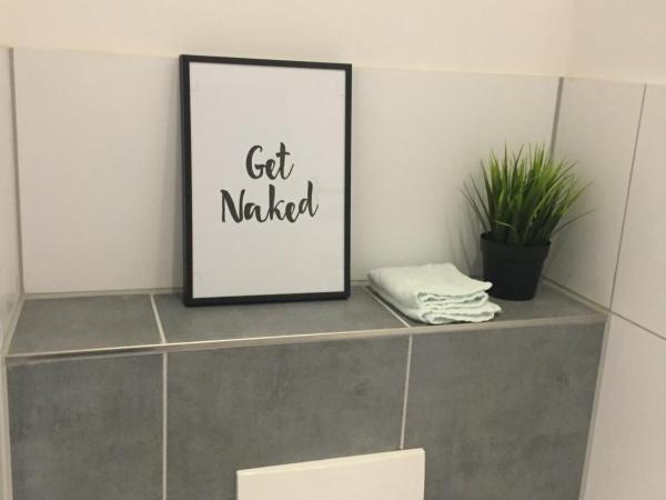 P63 City Rooms Nürnberg Center : photo 5 de la chambre chambre quadruple premium