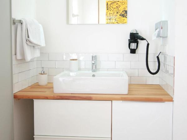 Chelsea Hotel : photo 2 de la chambre chambre simple standard avec salle de bains commune