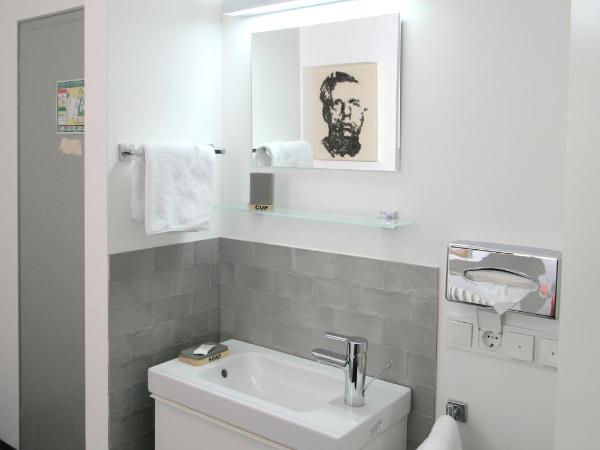 Chelsea Hotel : photo 7 de la chambre chambre simple standard avec salle de bains commune