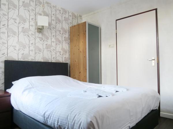 Hotel Carillon : photo 7 de la chambre chambre double avec douche