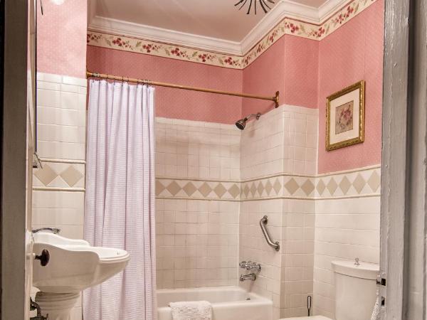 La Reserve Bed and Breakfast : photo 4 de la chambre chambre de luxe avec lit king-size – 1