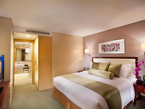Regal Plaza Hotel & Residence : photo 8 de la chambre deluxe king bed one room and one living room