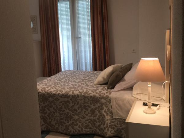 Pension Zurita : photo 4 de la chambre chambre triple confort