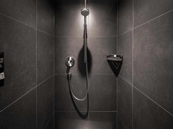 LINDEMANN'S : photo 5 de la chambre hébergement quiet & big