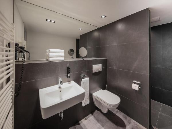 LINDEMANN'S : photo 4 de la chambre hébergement quiet & big