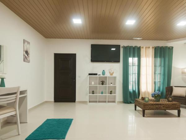 West Side Guesthouse : photo 4 de la chambre chambre lit king-size