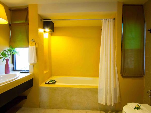 Palm Galleria Resort-SHA Extra Plus : photo 5 de la chambre chambre deluxe 1