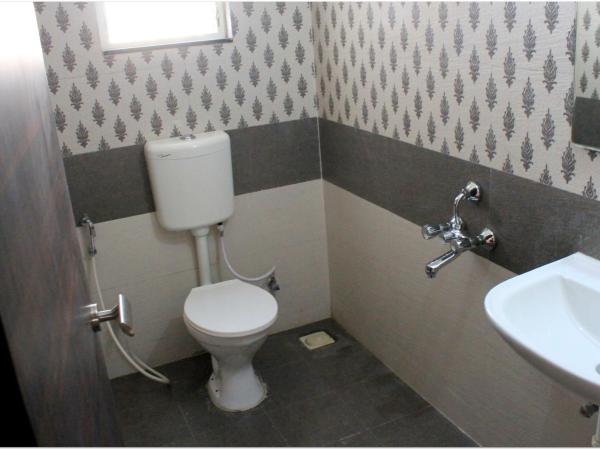 StayBird - Icon Bliss, An Apartment Hotel, Kharadi : photo 9 de la chambre chambre double standard