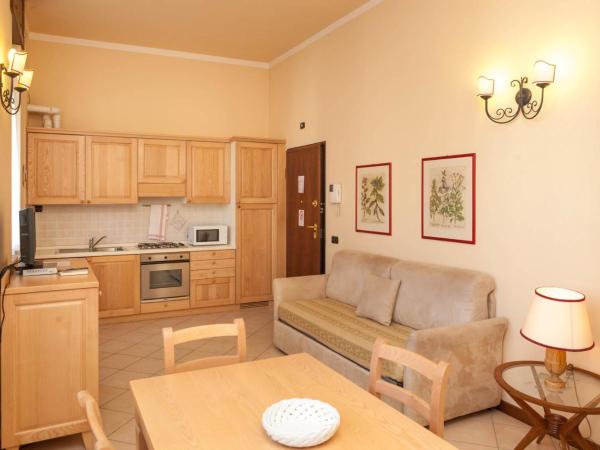 Residence Villa Mainard : photo 5 de la chambre appartement 1 chambre - vue sur jardin (3 adultes)