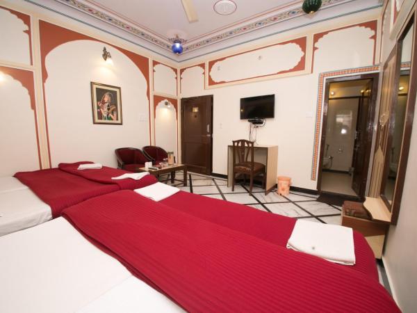 Hotel Kalyan : photo 8 de la chambre chambre familiale avec ventilateur (4 adultes)