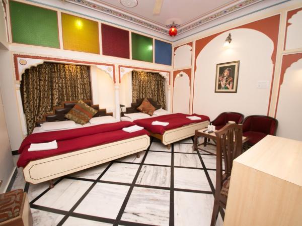 Hotel Kalyan : photo 1 de la chambre chambre familiale avec ventilateur (4 adultes)