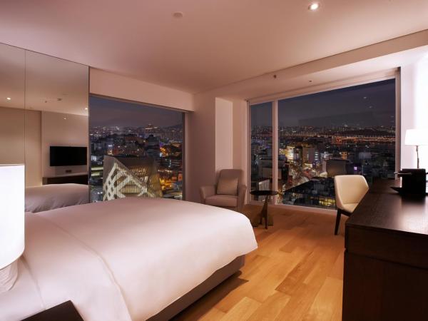Hotel Entra Gangnam : photo 3 de la chambre grand river king