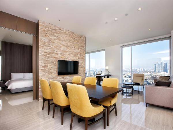 Hotel Entra Gangnam : photo 2 de la chambre suite panoramique