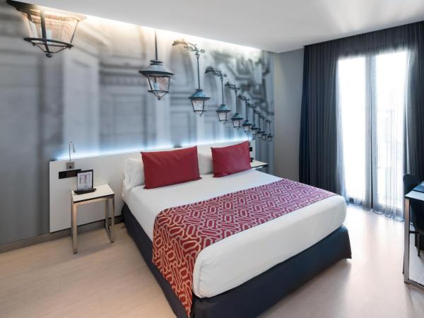 Catalonia Avinyo : photo 3 de la chambre chambre double ou lits jumeaux avec balcon