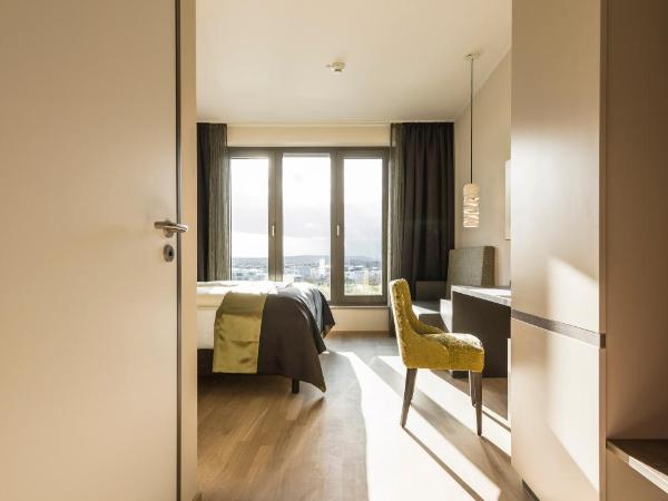 Hotel TheGreen ehemals Köln11 : photo 5 de la chambre standard doppelzimmer ohne aussicht auf den golfplatz