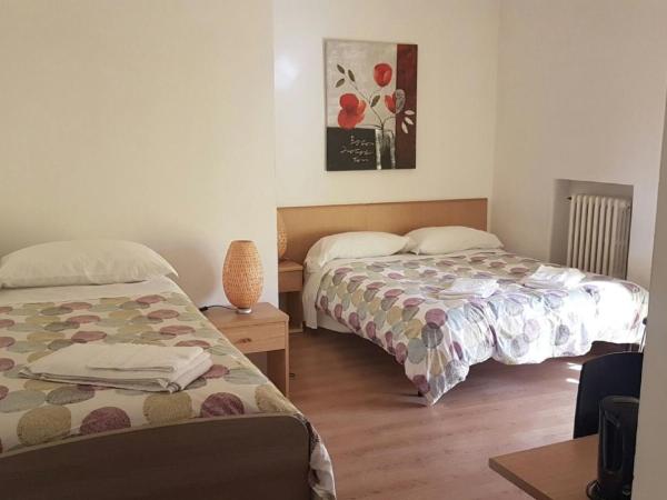 Albergo Guido Reni : photo 1 de la chambre chambre triple