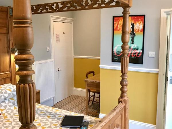 Dairy Guest House : photo 2 de la chambre chambre lit à baldaquin king-size